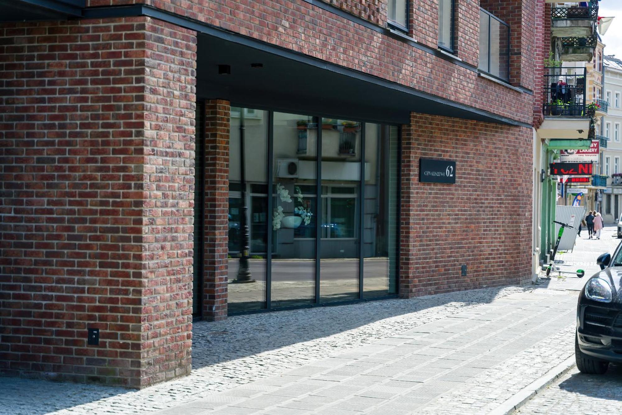 Apartment With Balcony And Free Parking In Poznan By Noclegi Renters Eksteriør billede